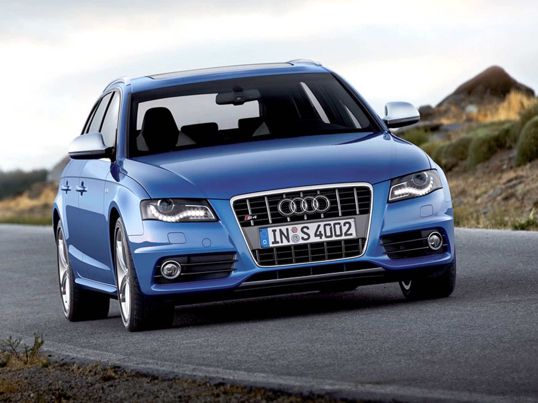 Paryż 2008: Audi S4 i S4 Avant – 333 koni dla niemieckiego sportowca