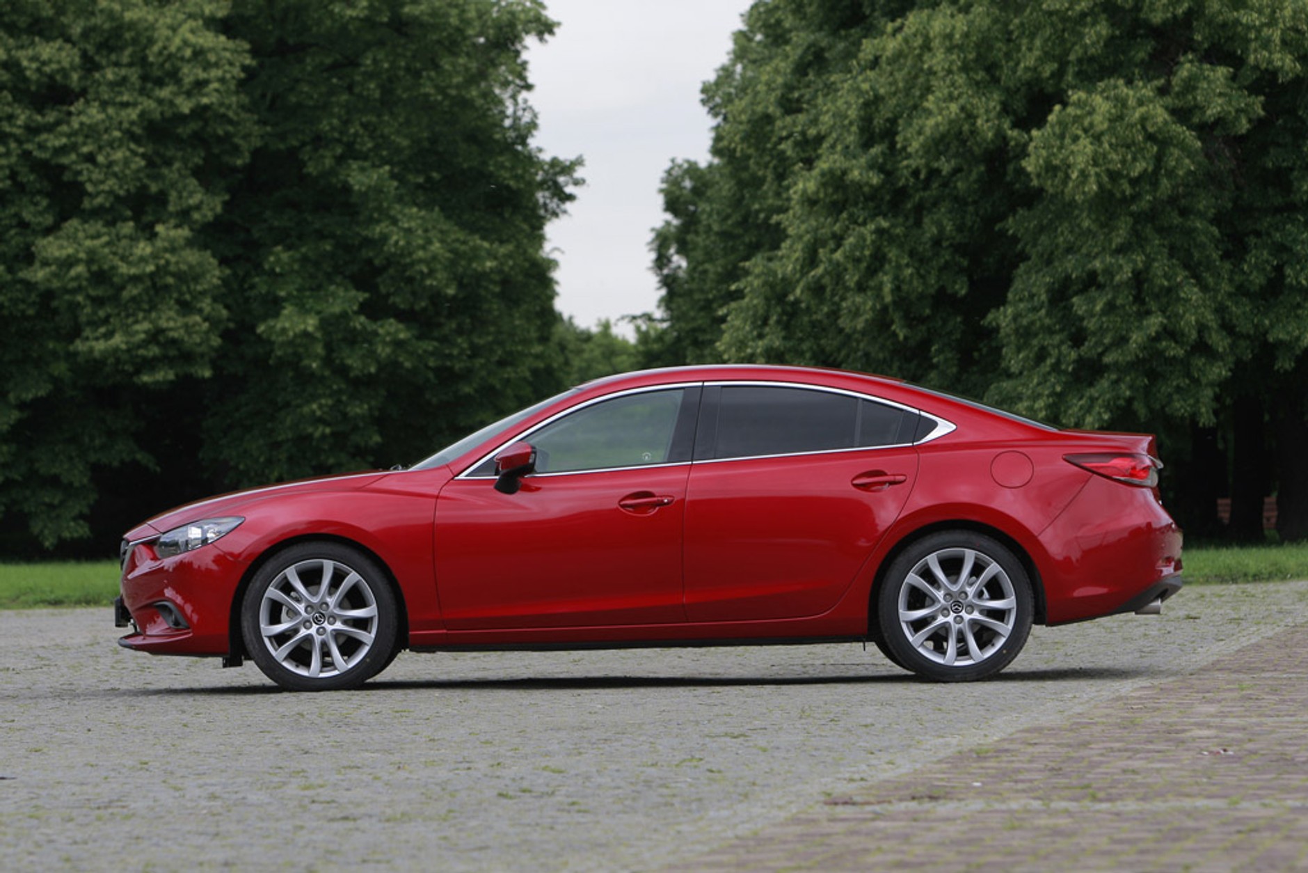 Mazda 6 2.0: wszystkim się podoba - test długodystansowy
