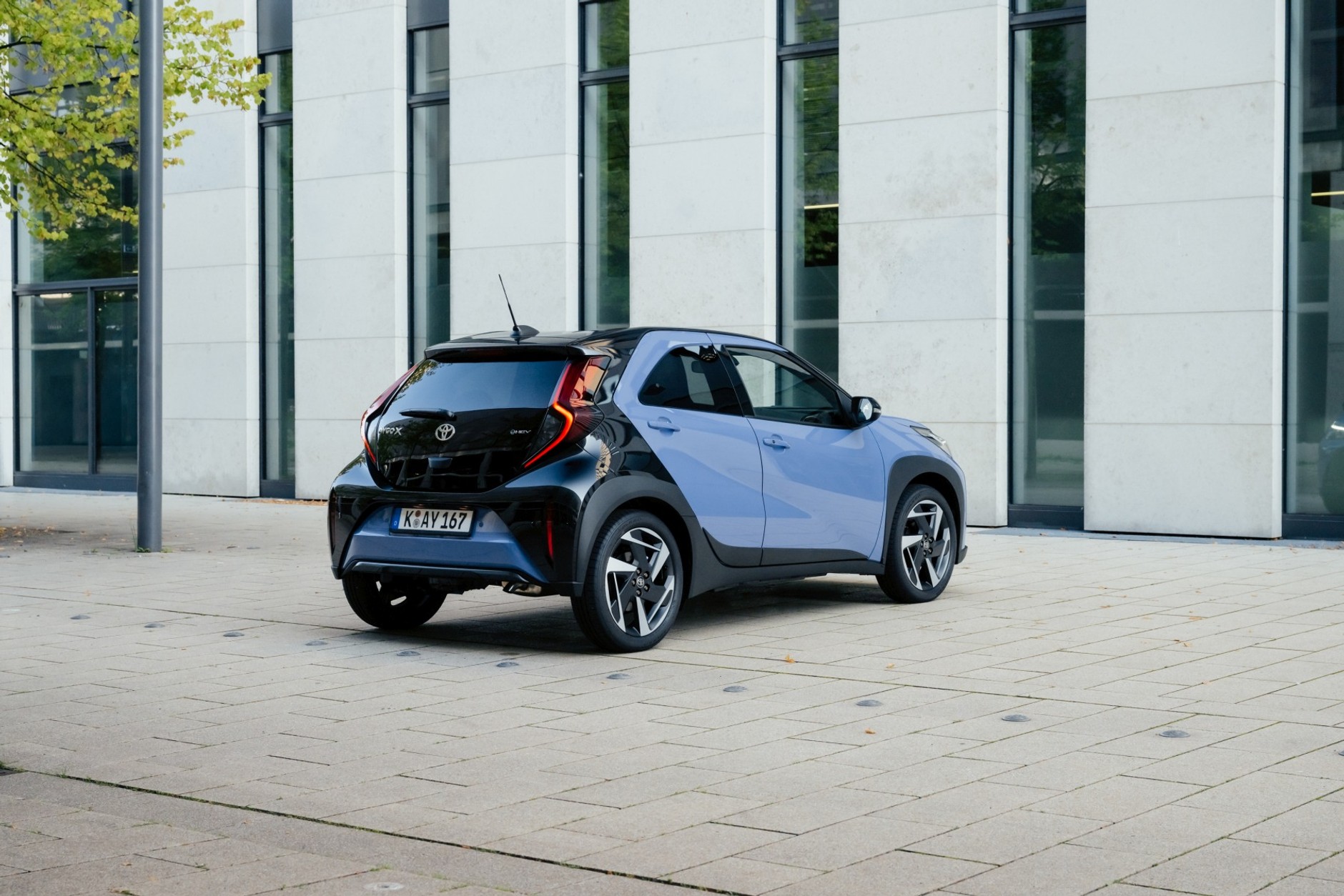 Hybrydowa Toyota Aygo X