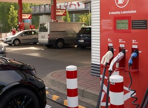 PKN Orlen inwestuje w elektromobilność. Polakom się to nie podoba