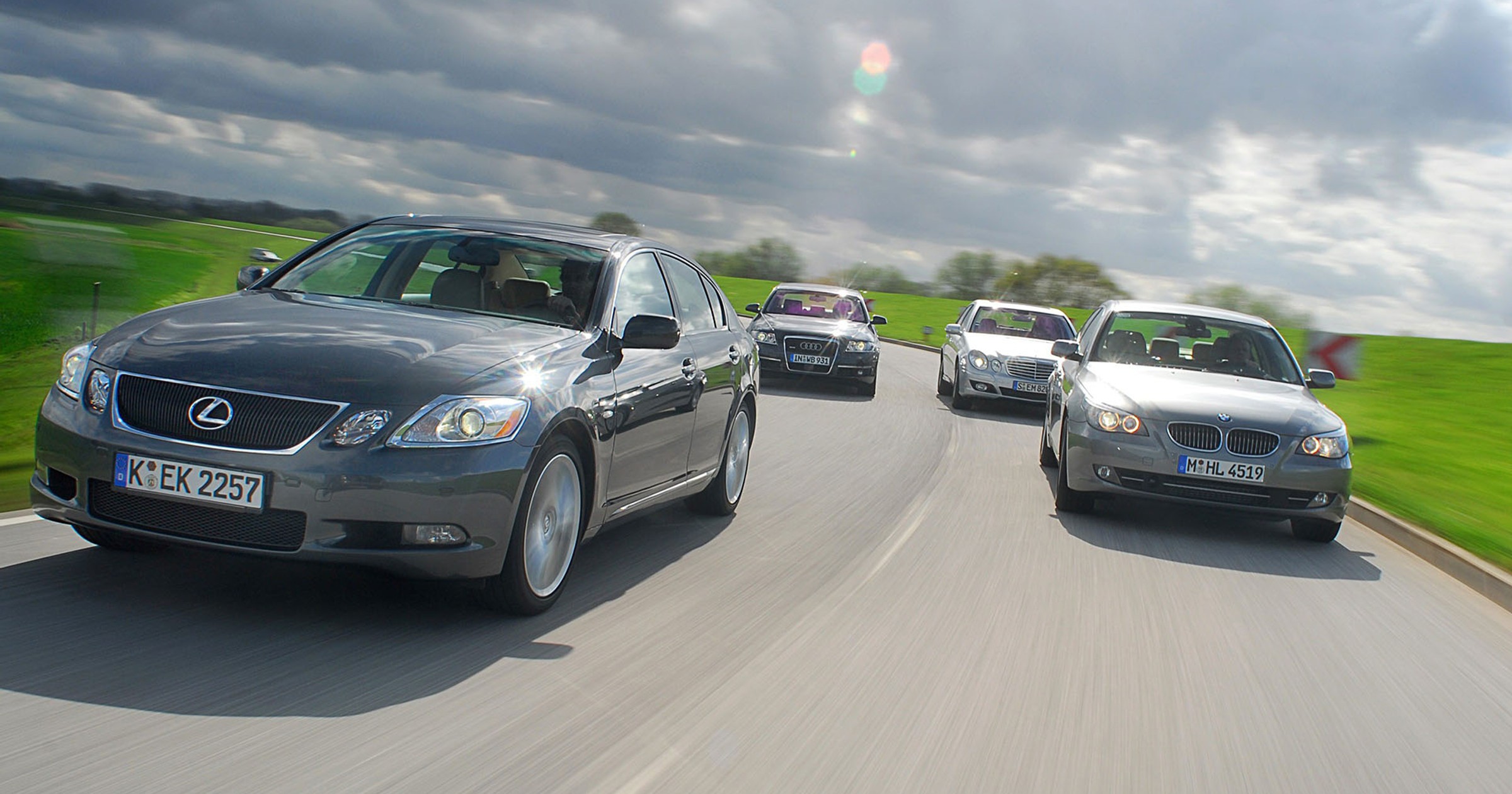 Prestiżowe auto nie musi być drogie! Luksusowe auta w cenie od 15 000 zł