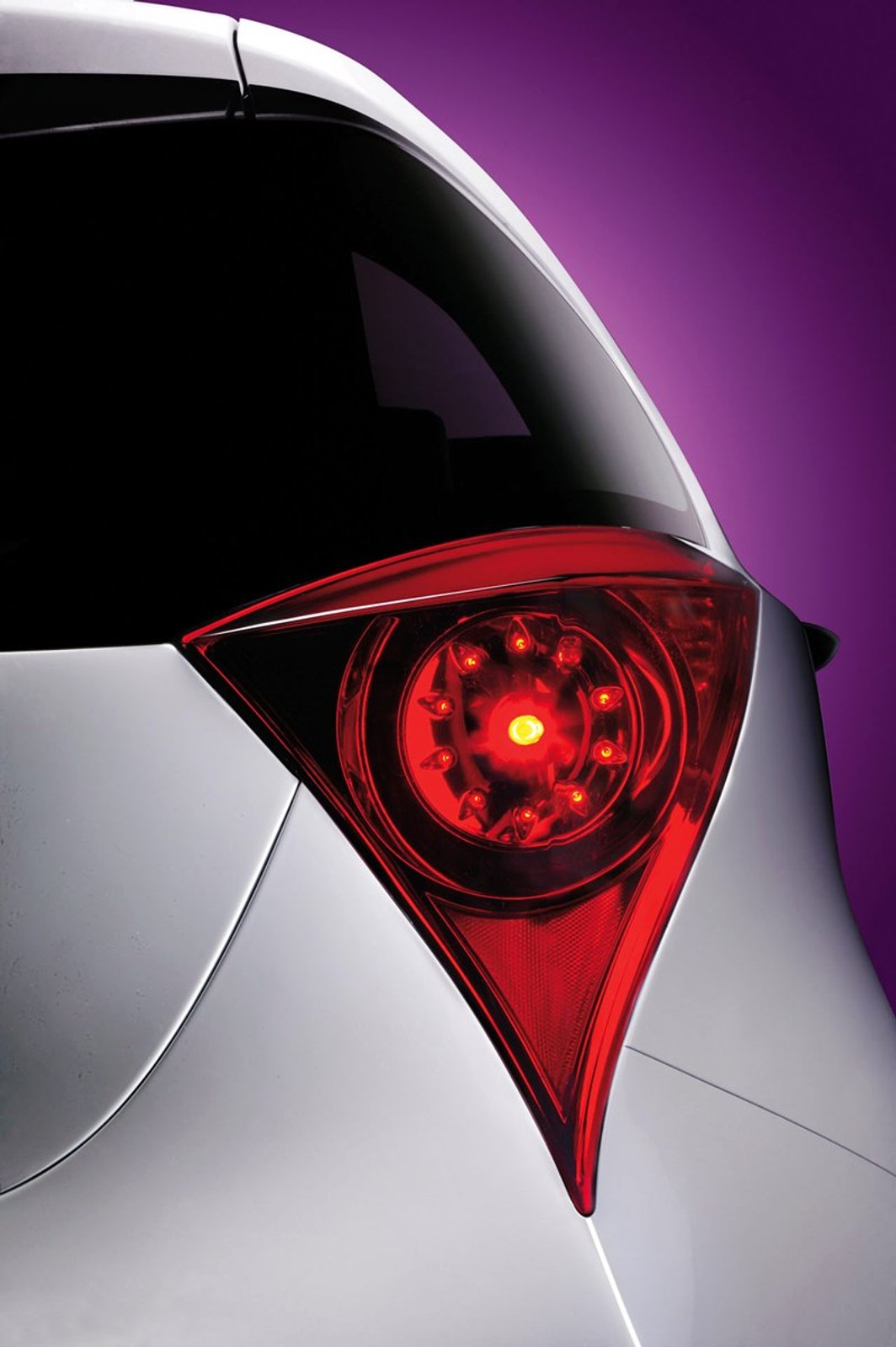 IAA Frankfurt 2007: Toyota iQ – jeszcze mniejsza niż Aygo