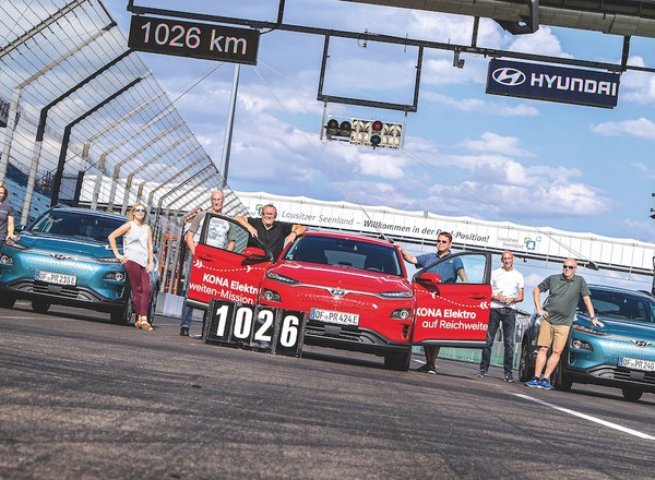 Hyundai Kona lepszy od Tesli – elektryzujący rekord