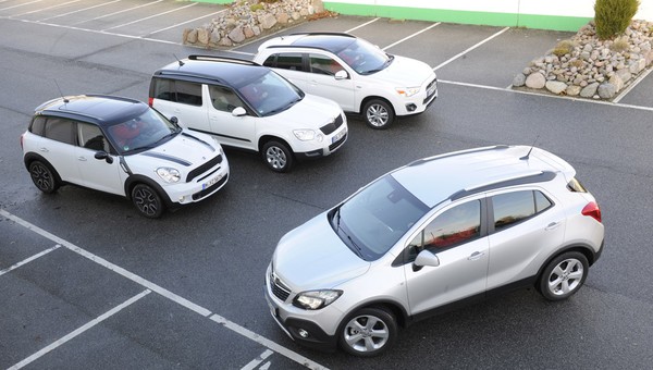 Opel Mokka kontra Mini Countryman, Skoda Yeti i Mitsubishi ASX: kto zrobił najlepszego małego SUV-a?