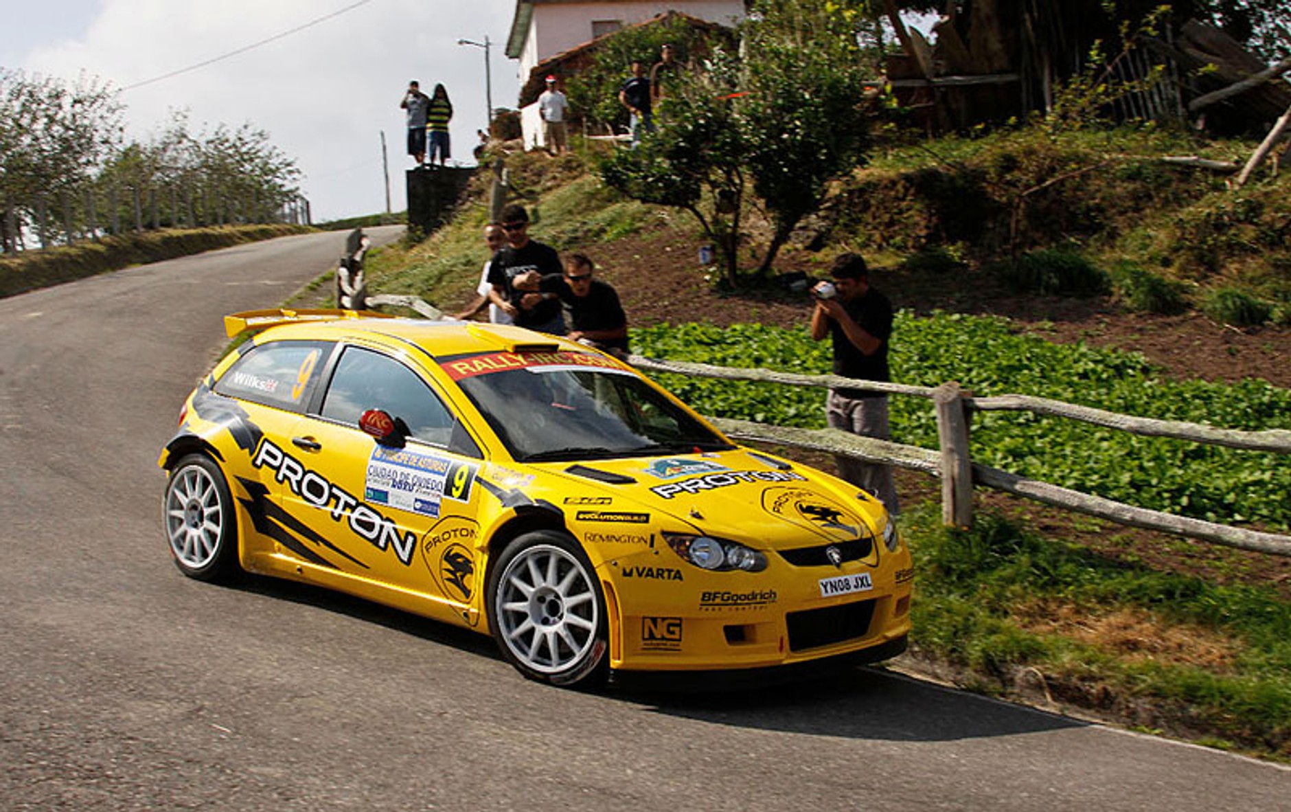 Rallye Principe de Asturias: Sołowow wciąż w grze (fotogaleria Willy Weyens)