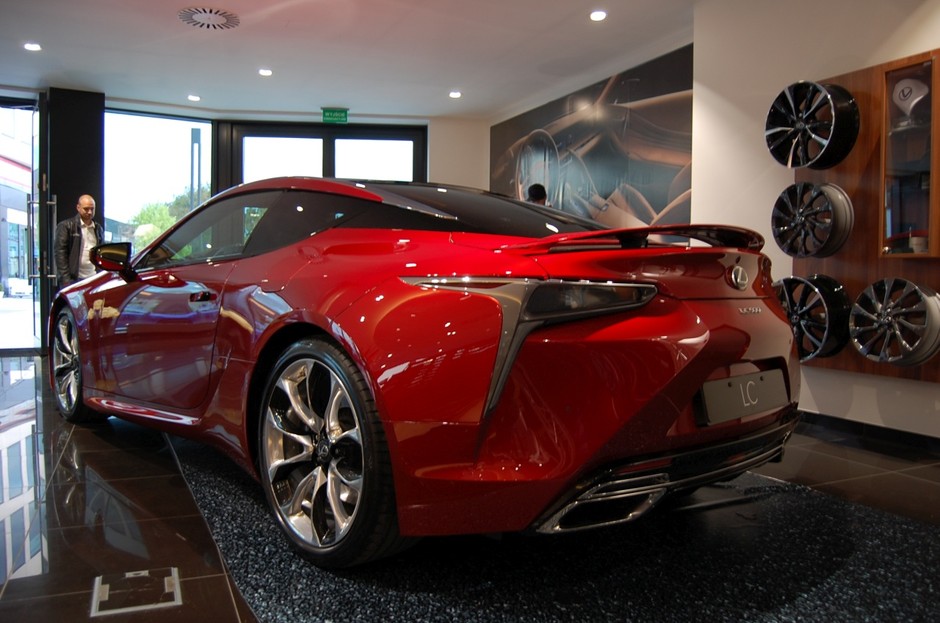 Lexus LC