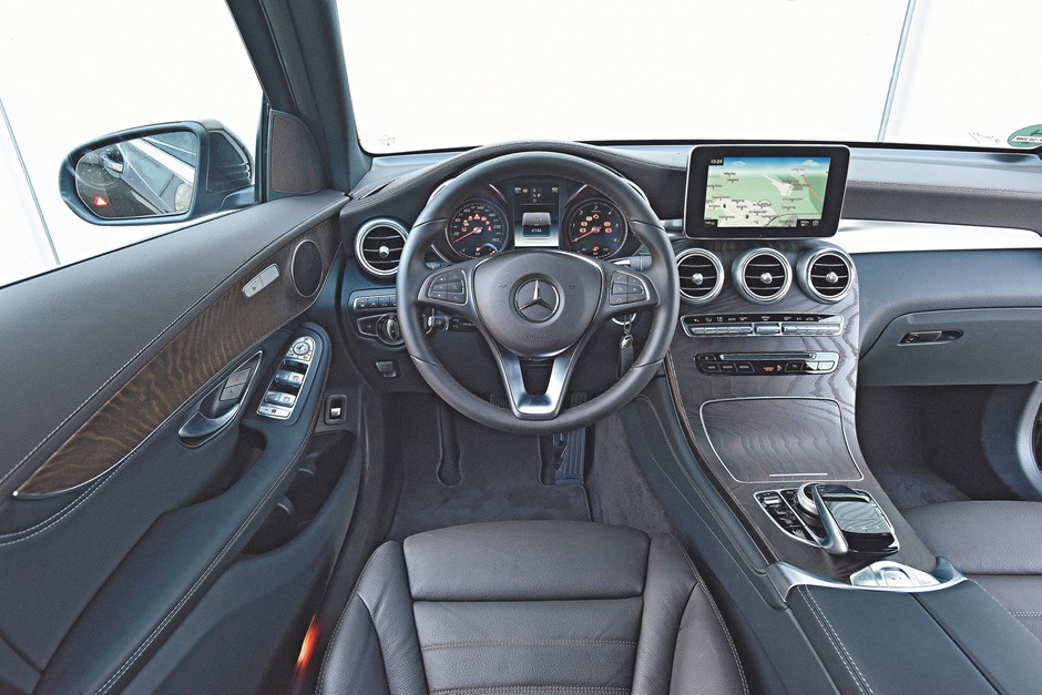 Alfa Romeo Stelvio vs. Audi Q5, BMW X3, Mercedes GLC i Volvo XC60 - 5 wszechstronnych diesli