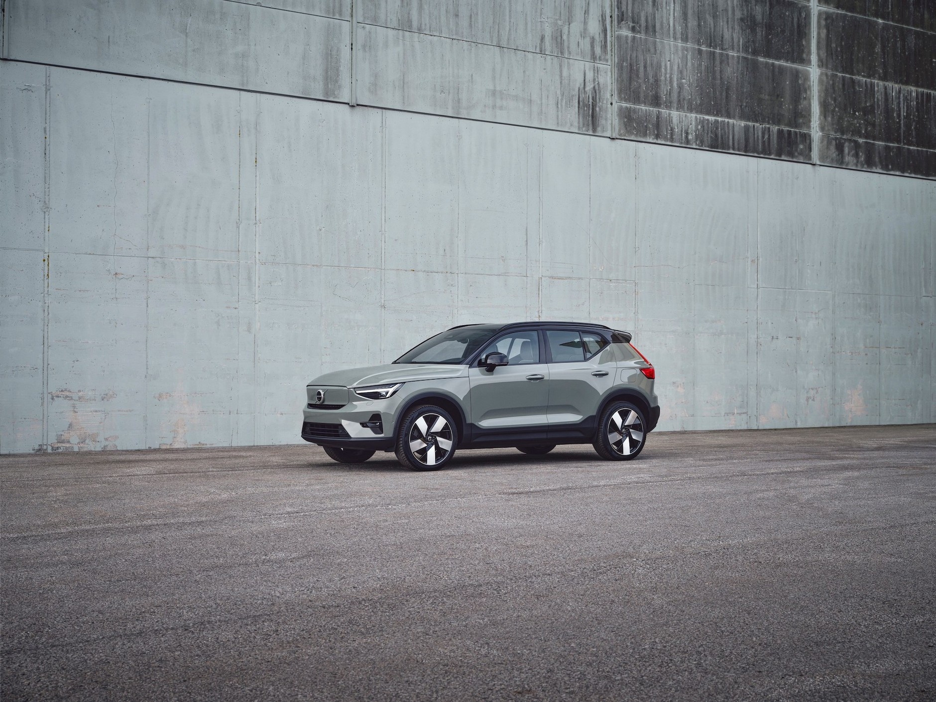 Pełna paleta hybryd plug-in