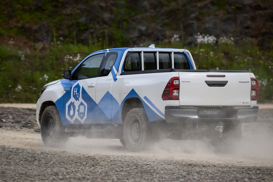 Prototyp Toyoty Hilux H2 (FCEV)