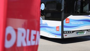 Orlen uruchomił w Krakowie mobilną stację tankowania wodoru. Będzie zasilać autobus