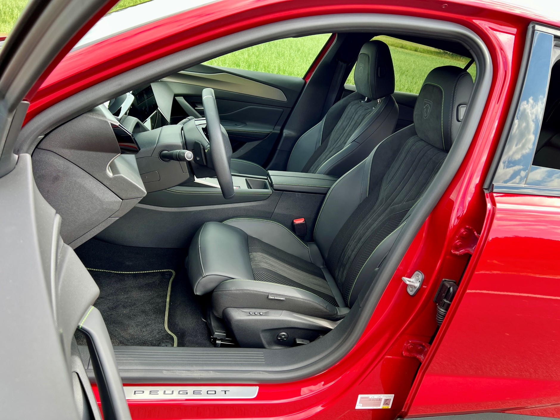 Peugeot 408 (wersja po restylizacji)