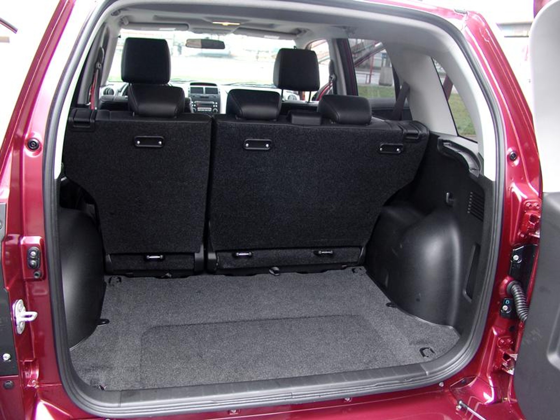 Suzuki Grand Vitara 2.0i DX 5d: terenowy atleta