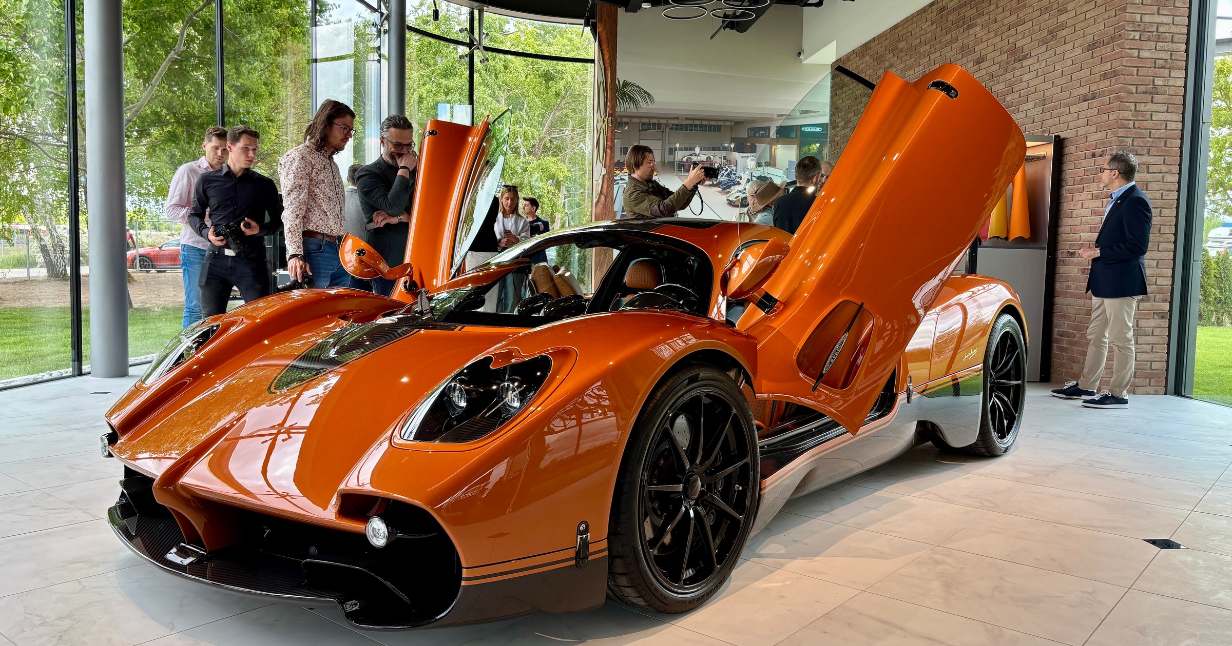 Otwarcie salonu Pagani of Warsaw