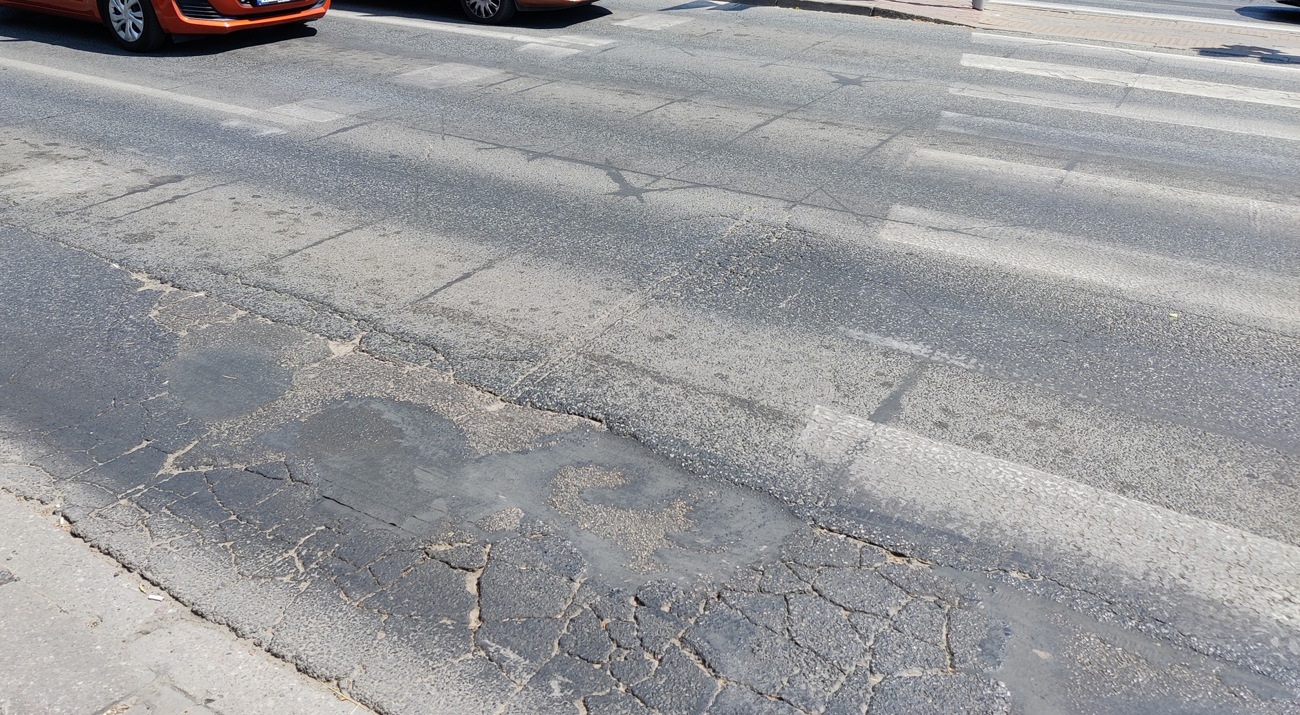 Pętla indukcyjna fotoradaru przy ulicy Ostrobramskiej w Warszawie