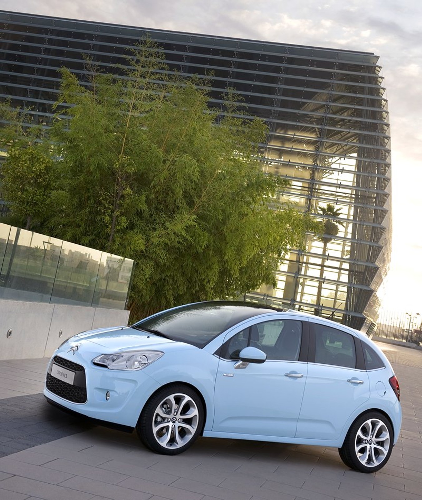 IAA Frankfurt 2009: Citroën C3 – pierwsze wrażenia (fotogaleria)