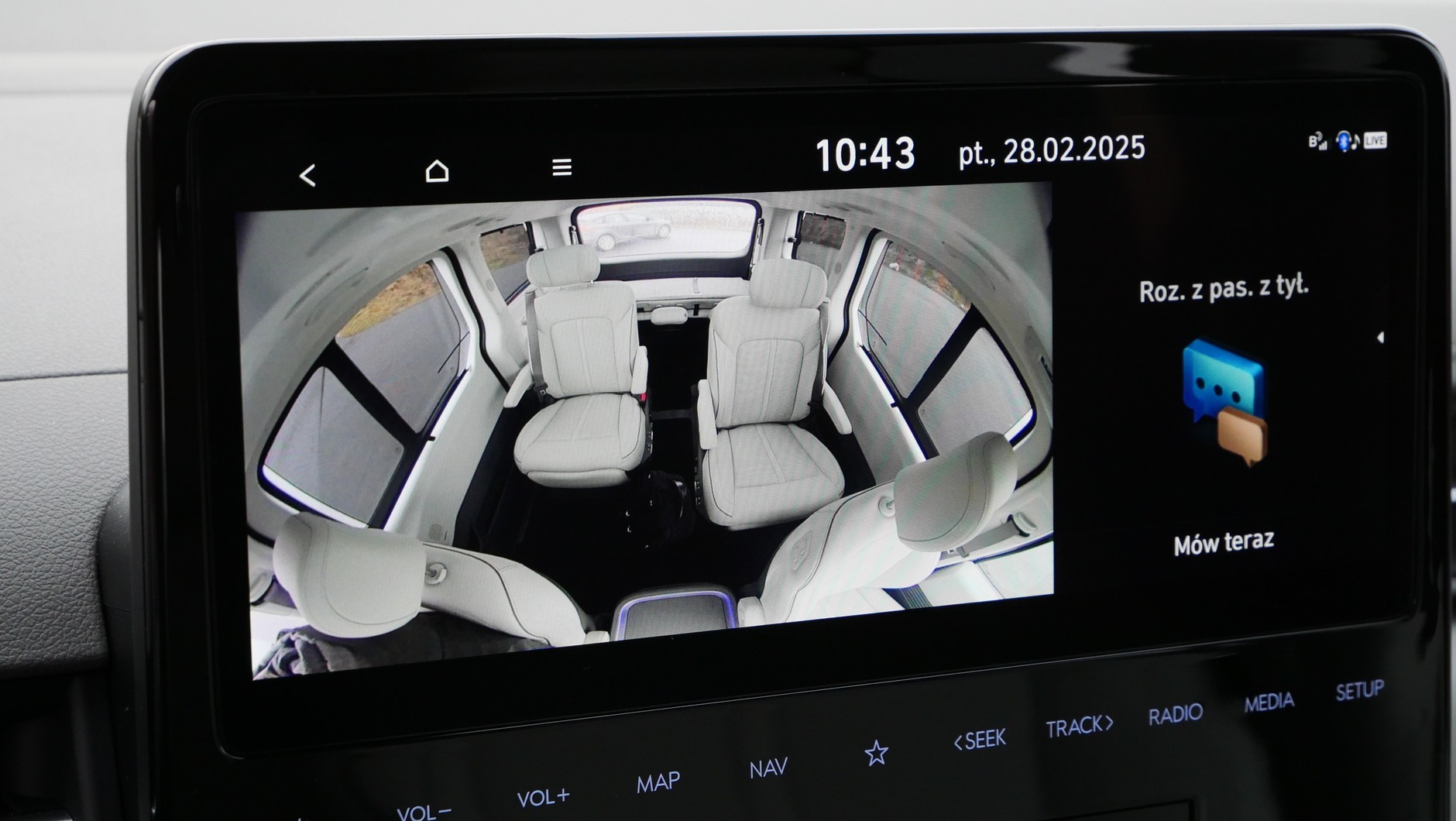 Hyundai Staria 1.6 T-GDi HEV (225 KM) Luxury