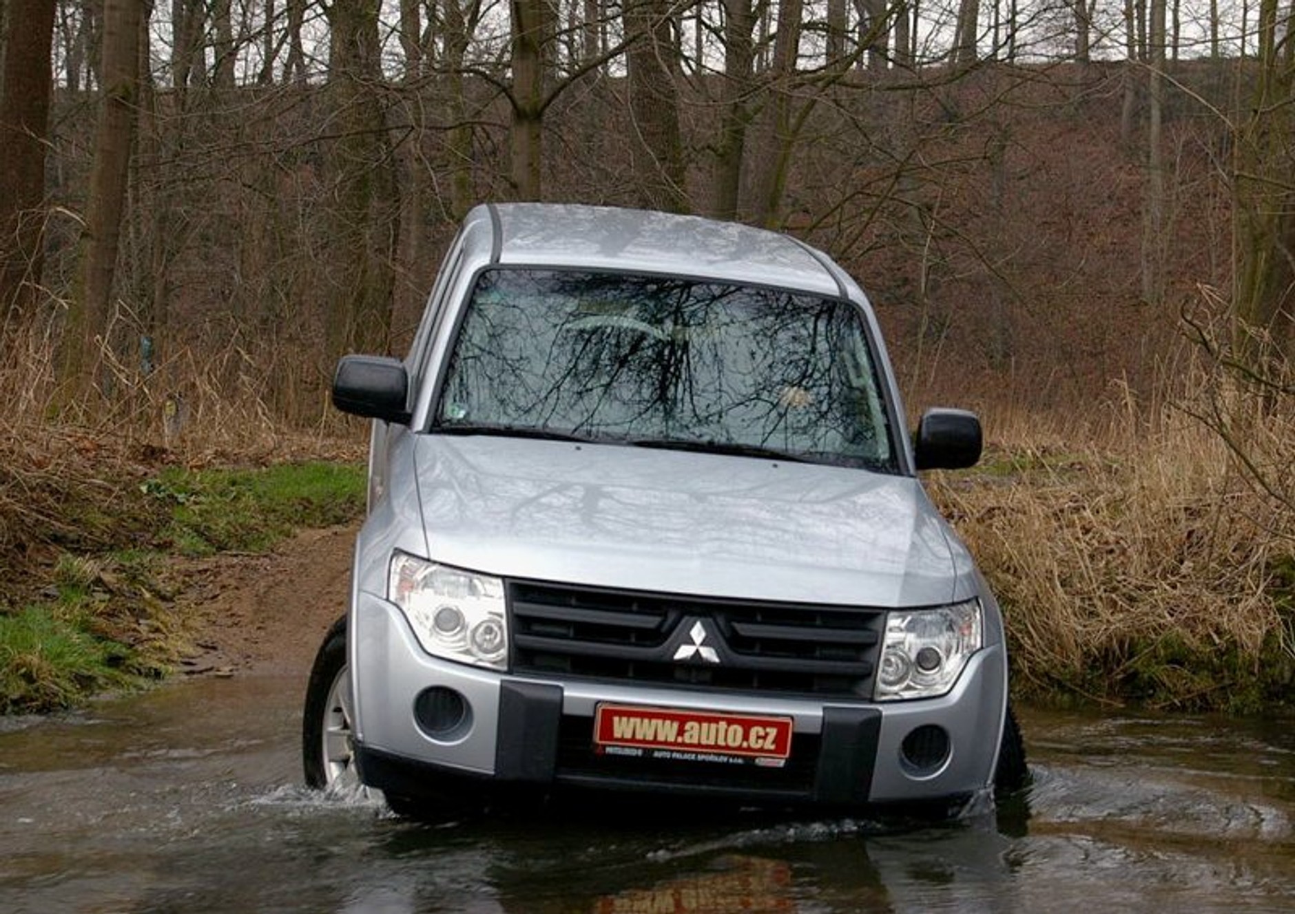 Mitsubishi Pajero 3.2 DI-D SWB – zwinna jaszczurka