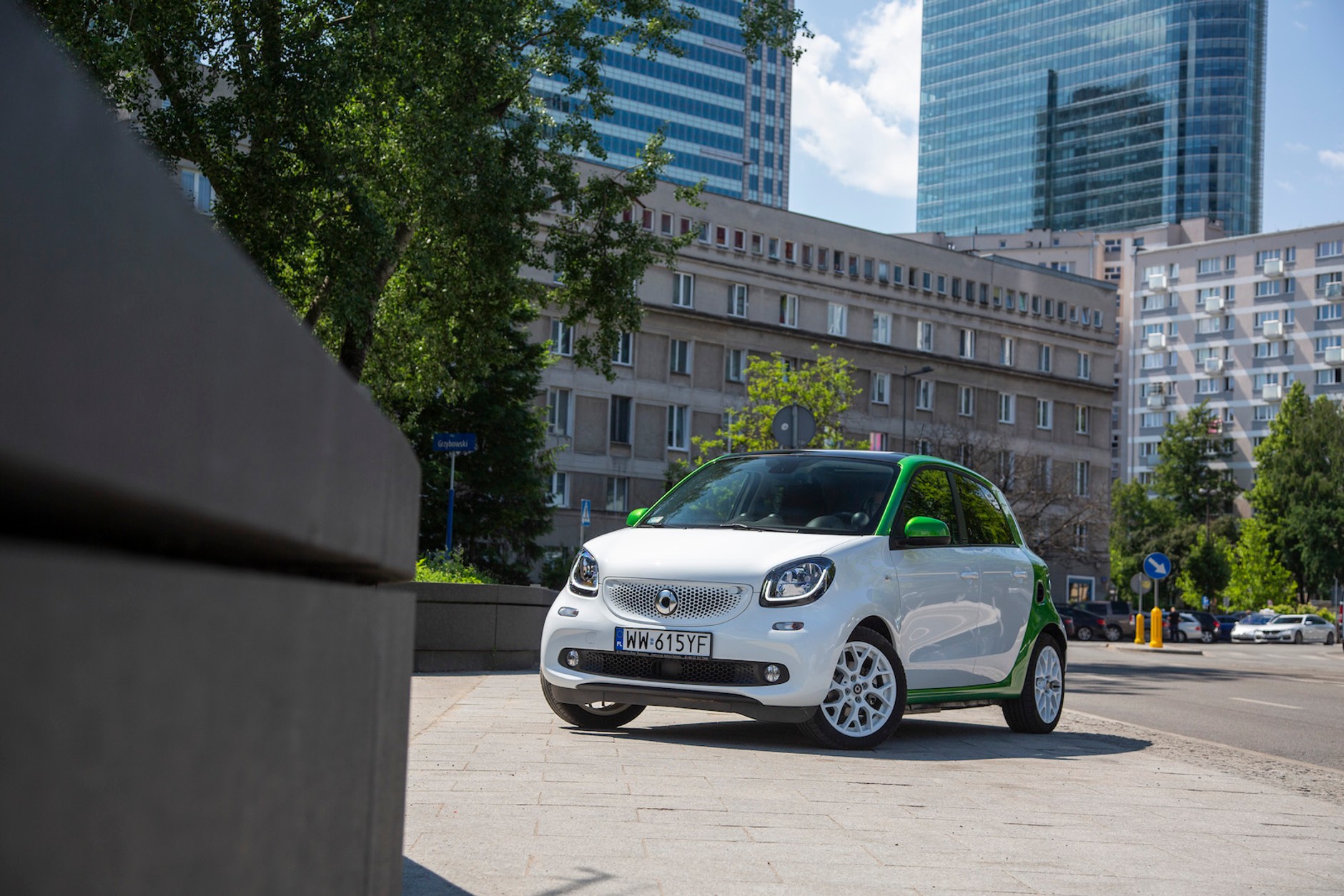 Smart EQ Forfour
