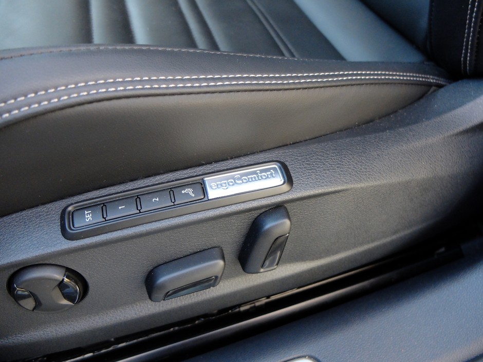 Volkswagen Passat R-Line Edition 2.0 TDI/240 KM