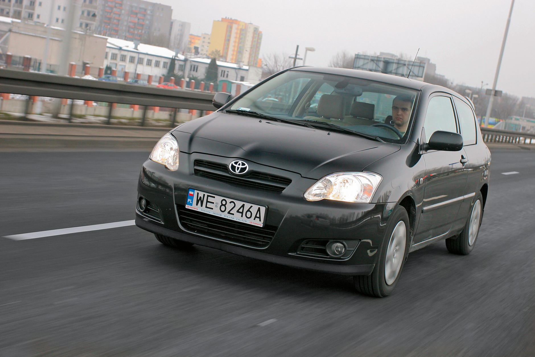 Toyota Corolla IX (2001-07)