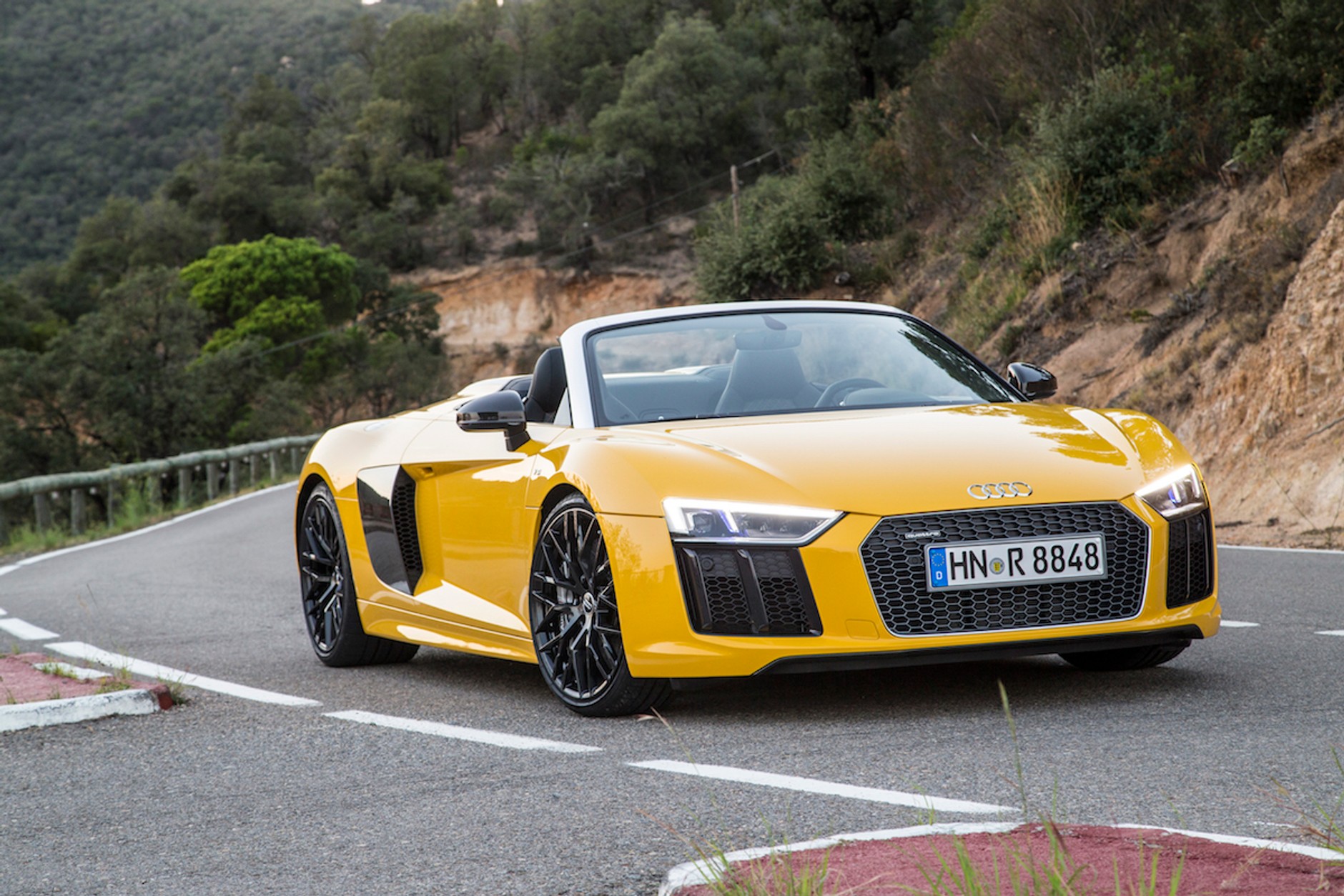 Audi R8 
Spyder