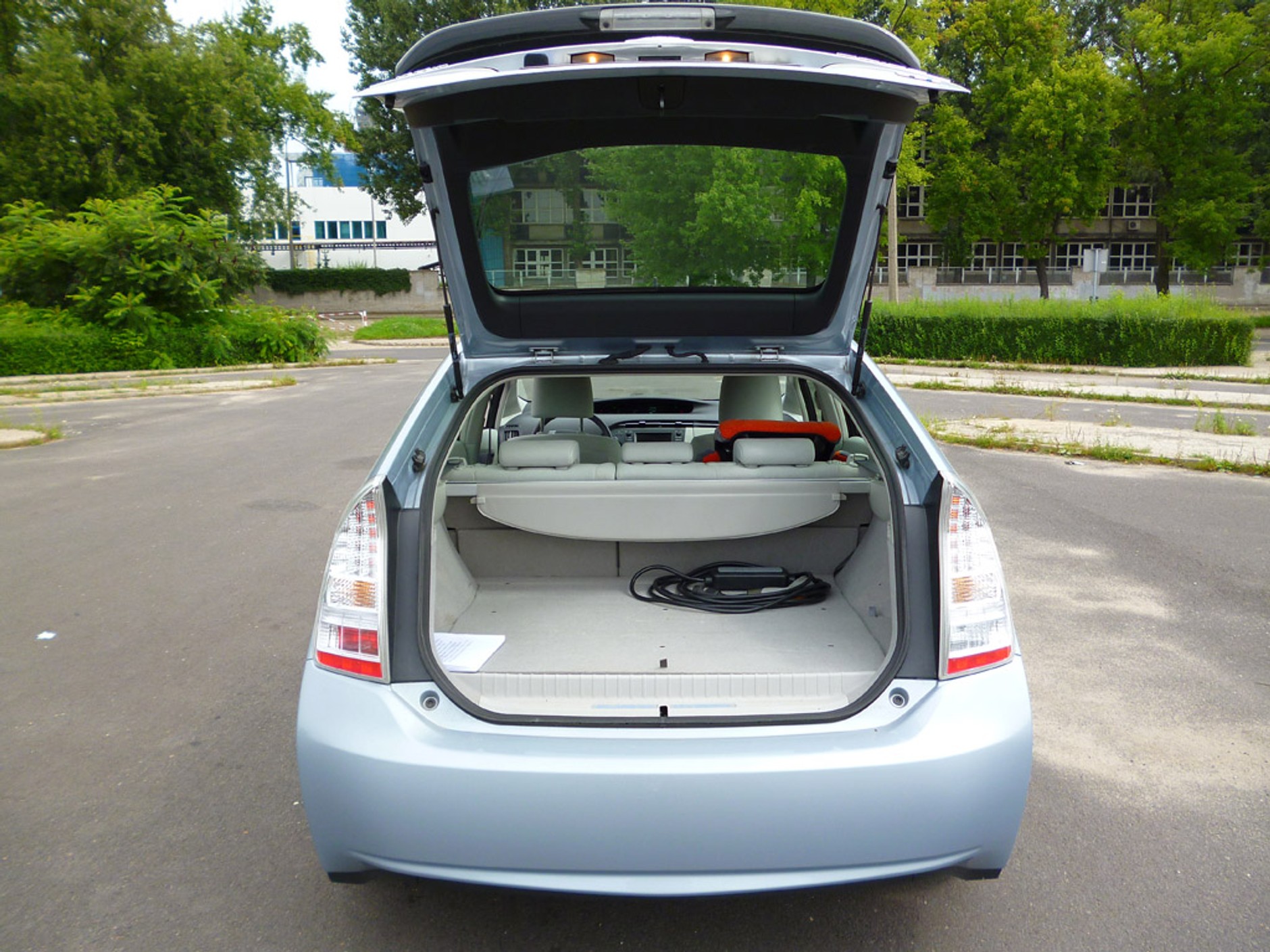 Mówisz hybryda, myślisz Prius