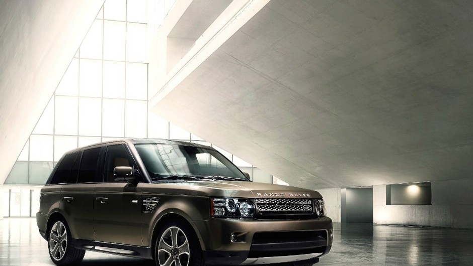 Odświeżony Range Rover Sport