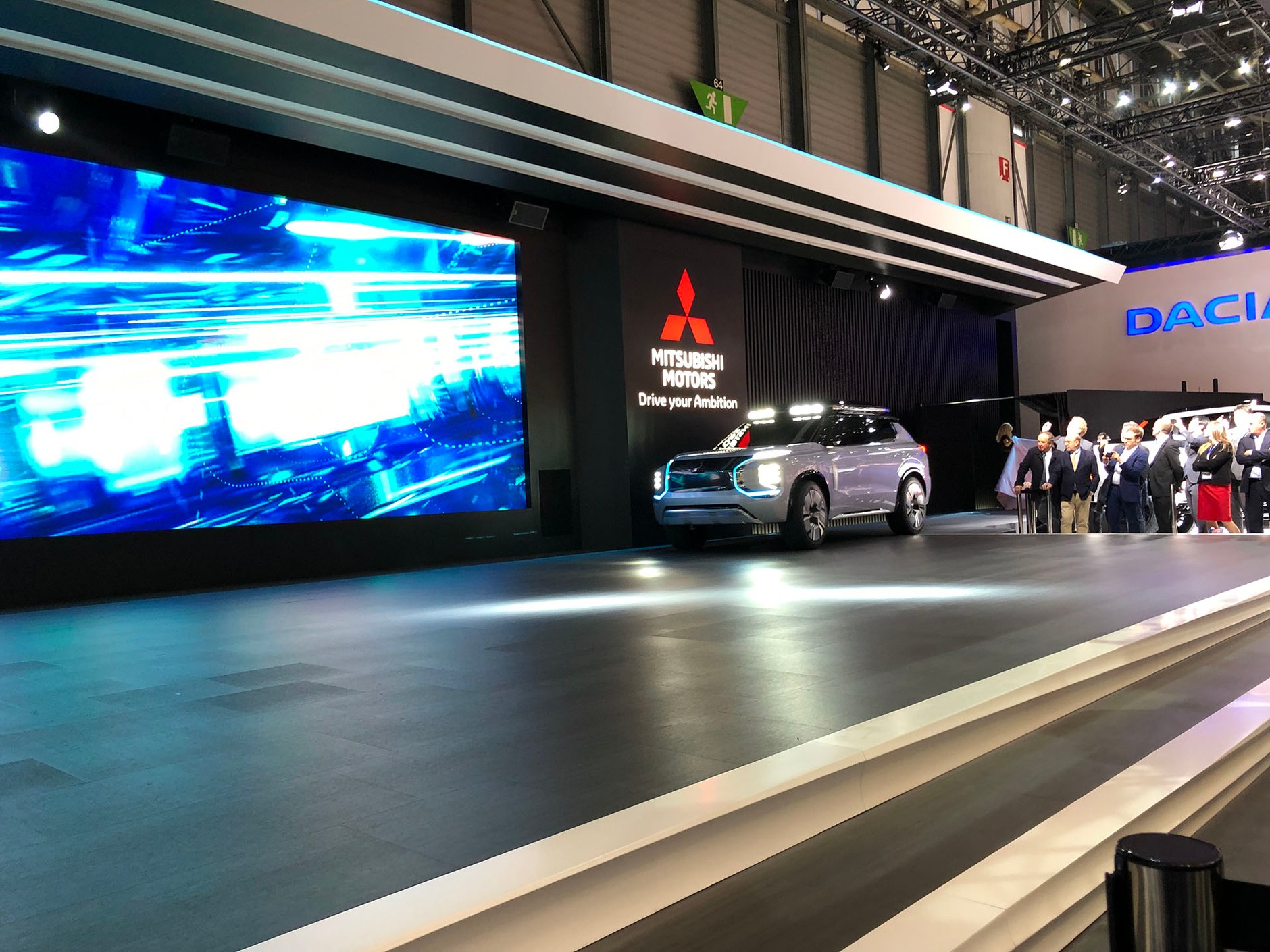 Mitsubishi Engelberg Tourer