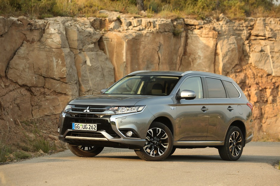Mitsubishi Outlander MY2016