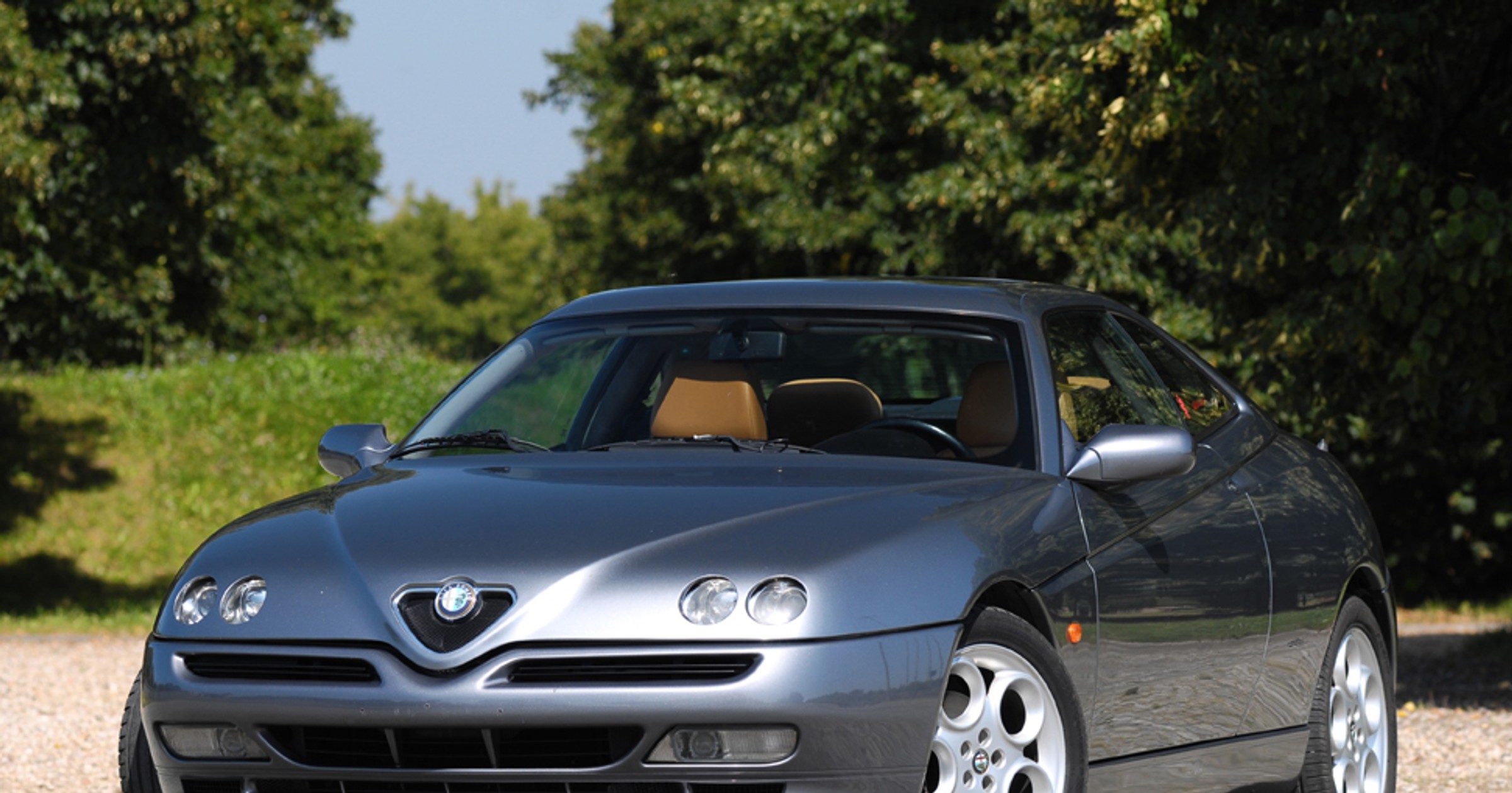 Alfa Romeo GTV 2.0 Turbo - Radość z jazdy dla dwojga