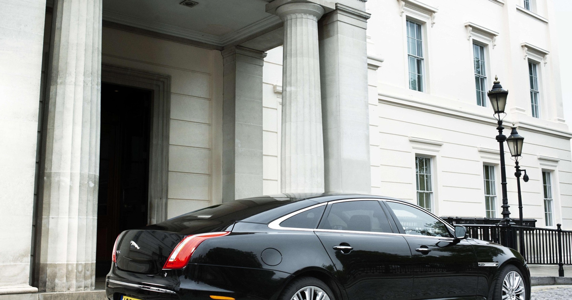 Jaguar XJ