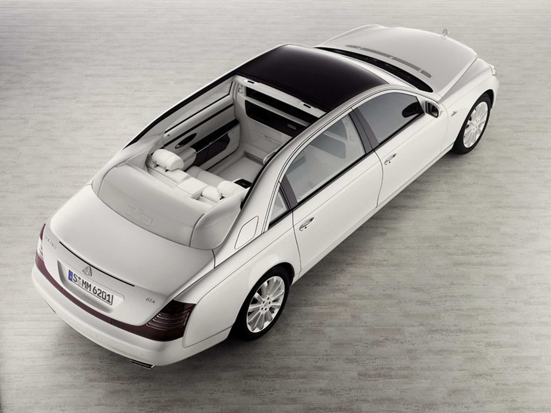 Maybach 62 S Landauet: jak za dawnych lat