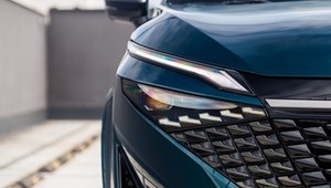 Lifting mocno zmienił Nissana Qashqaia. Za tym samochodem będziesz się odwracać