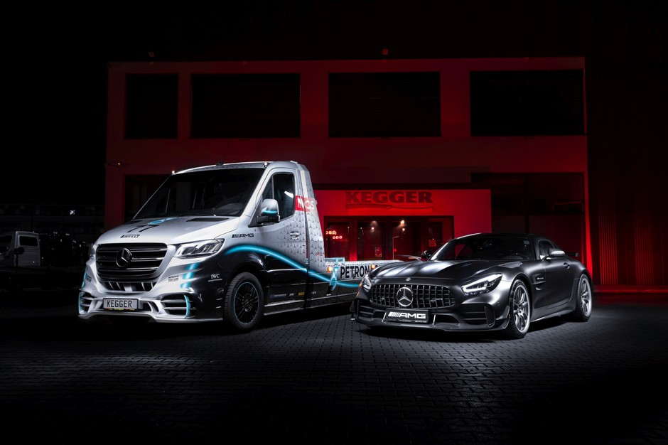 Mercedes Sprinter Petronas Edition Kegger