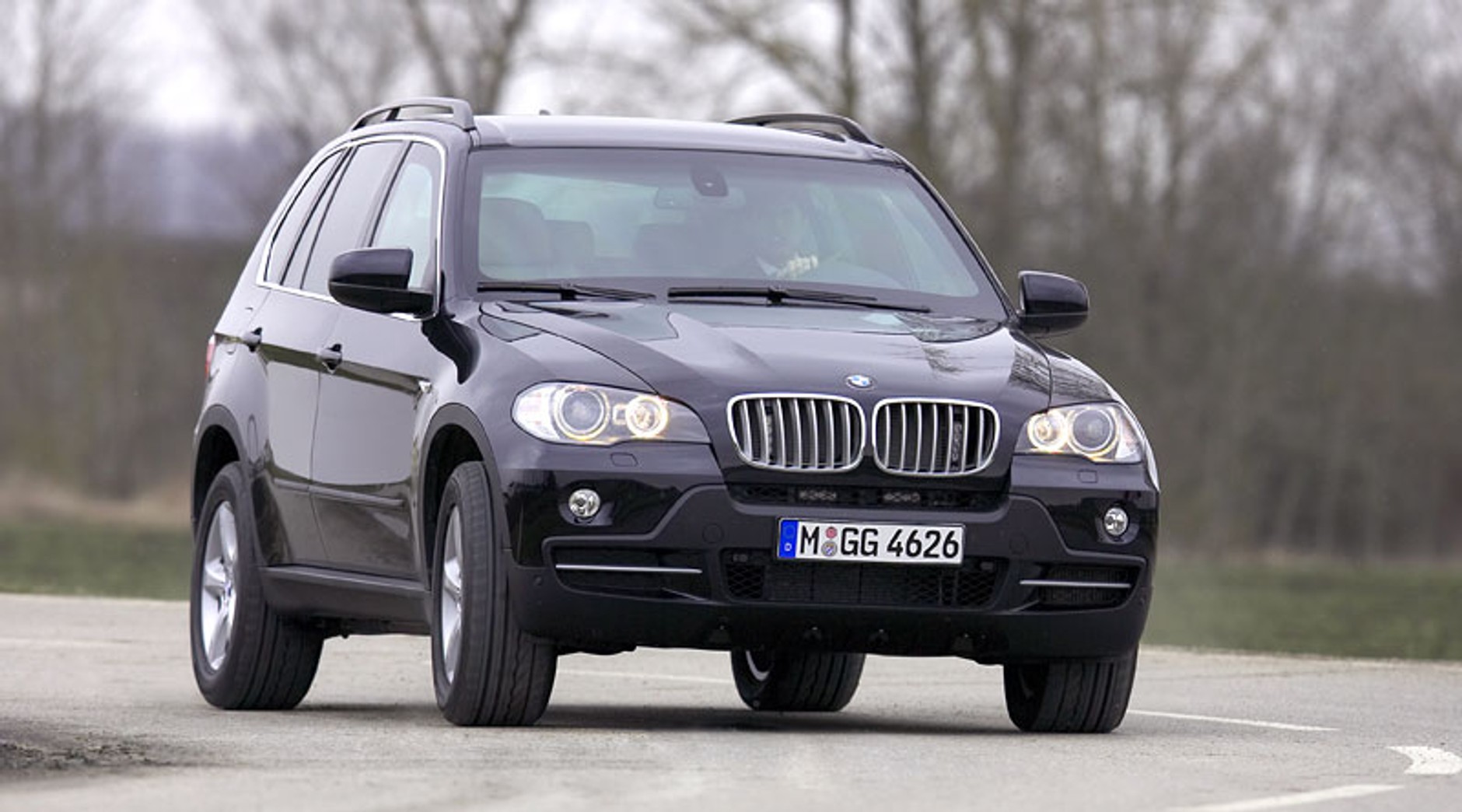 BMW X5 Security Plus: pancerna twierdza (fotogaleria)
