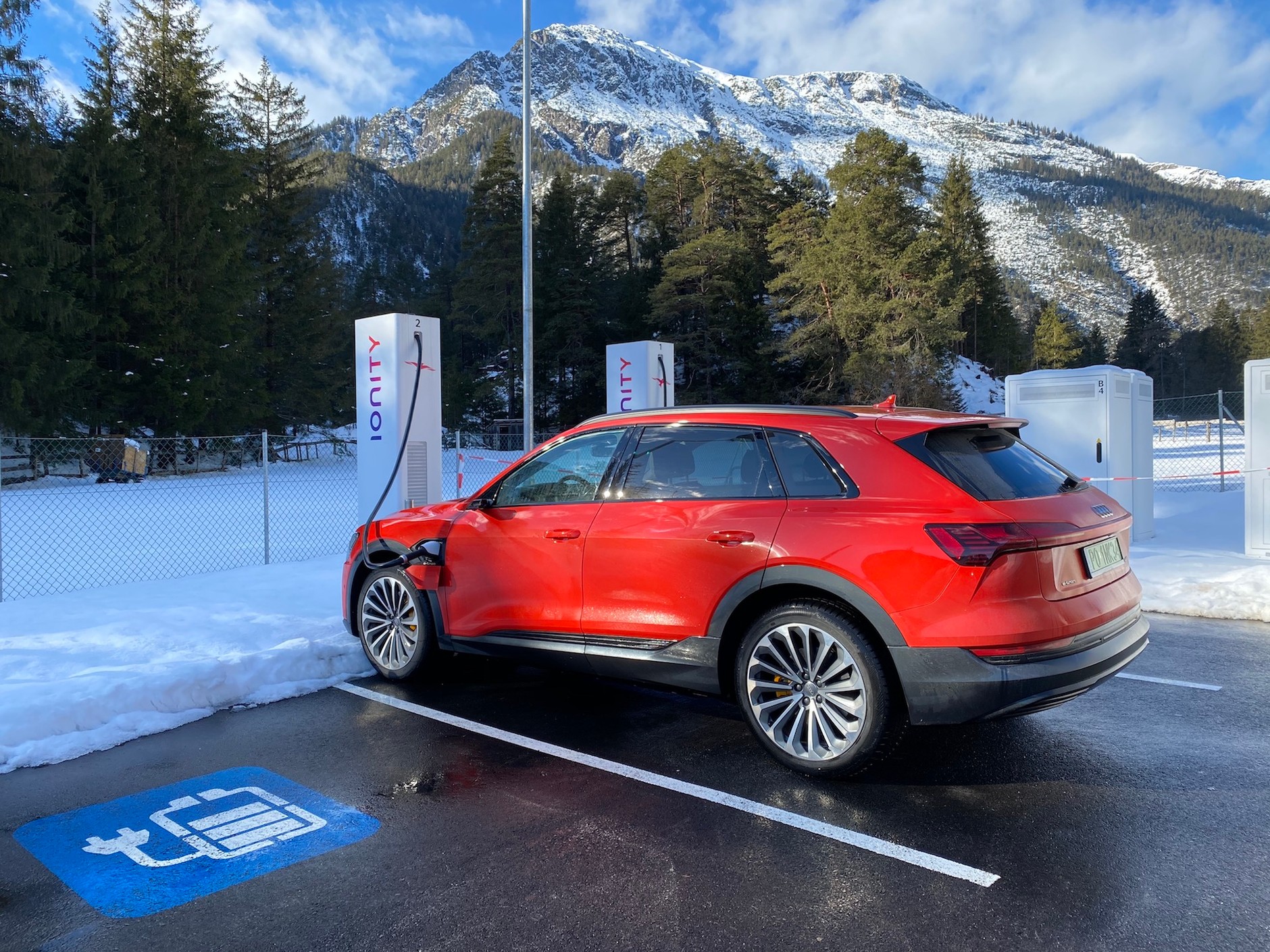 Audi e-tron