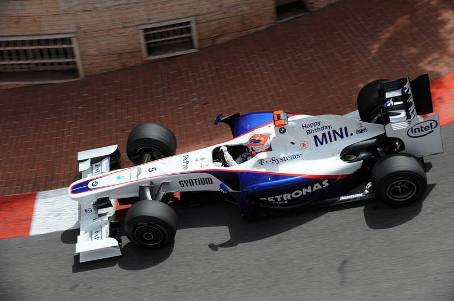Grand Prix Monaco 2009: Button królem, Kubica w garażu (fotogaleria)