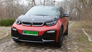 Od stycznia pojawiły się nowe, zielone tablice rejestracyjne