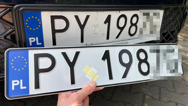 Tablica "kolekcjonerska" ze sklepu, czyli fałszywka. Czy widzisz różnicę?