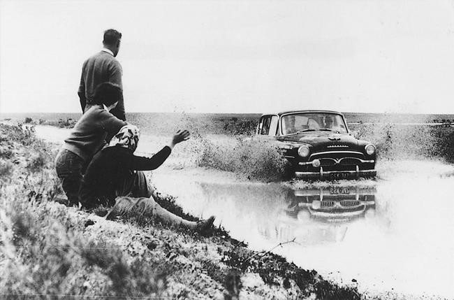 Toyota Motor Corporation obchodzi jubileusz 75 lecia - zdjęcia