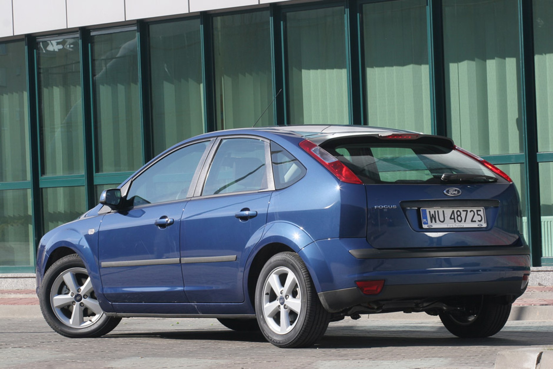 Ford Focus kontra Kia ceed i Toyota Auris: czy każdy sposób na oszczędzanie jest dobry?