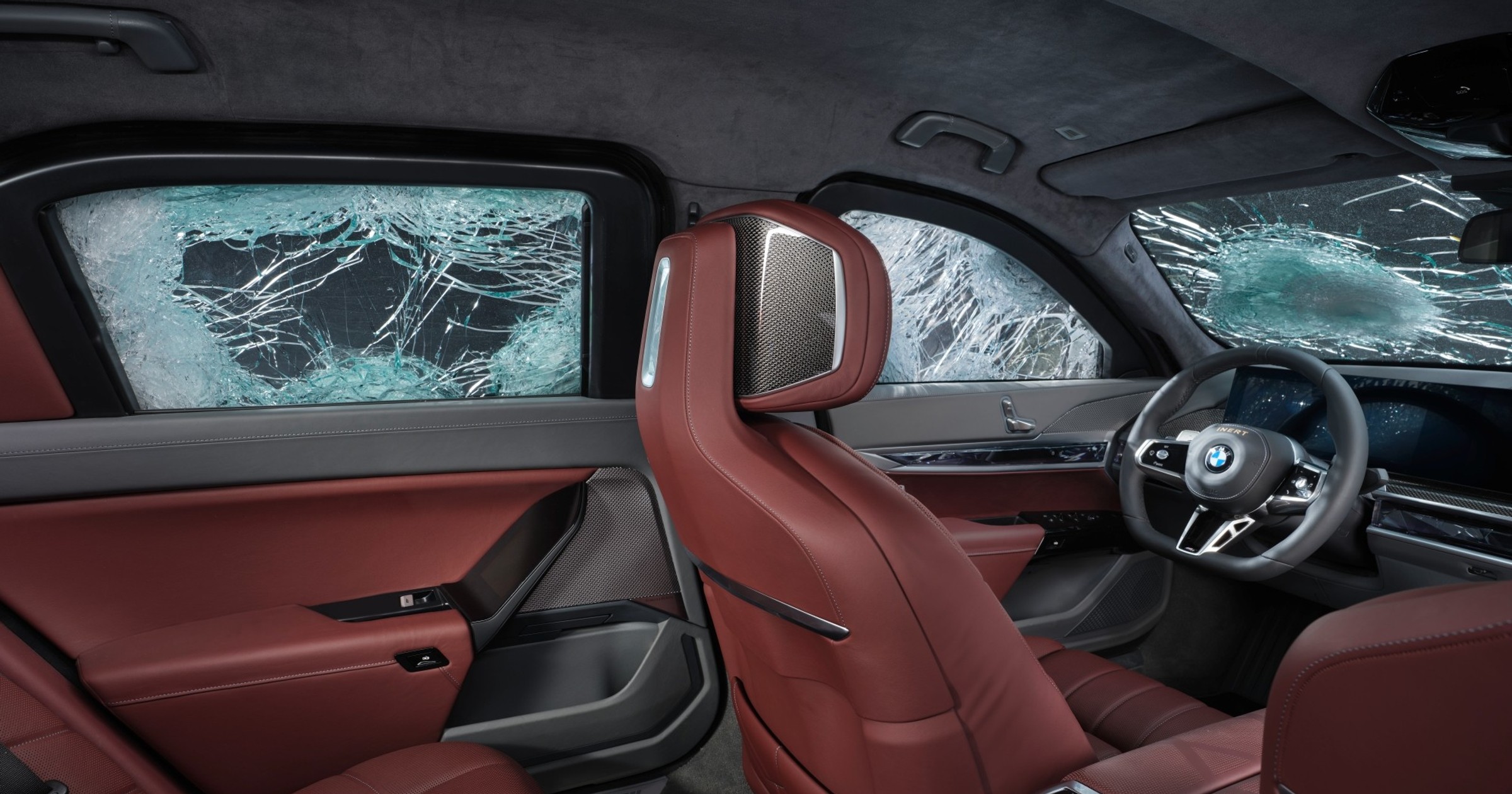 Kuloodporne BMW i7 Protection przetrwa najgorszy ostrzał z broni palnej