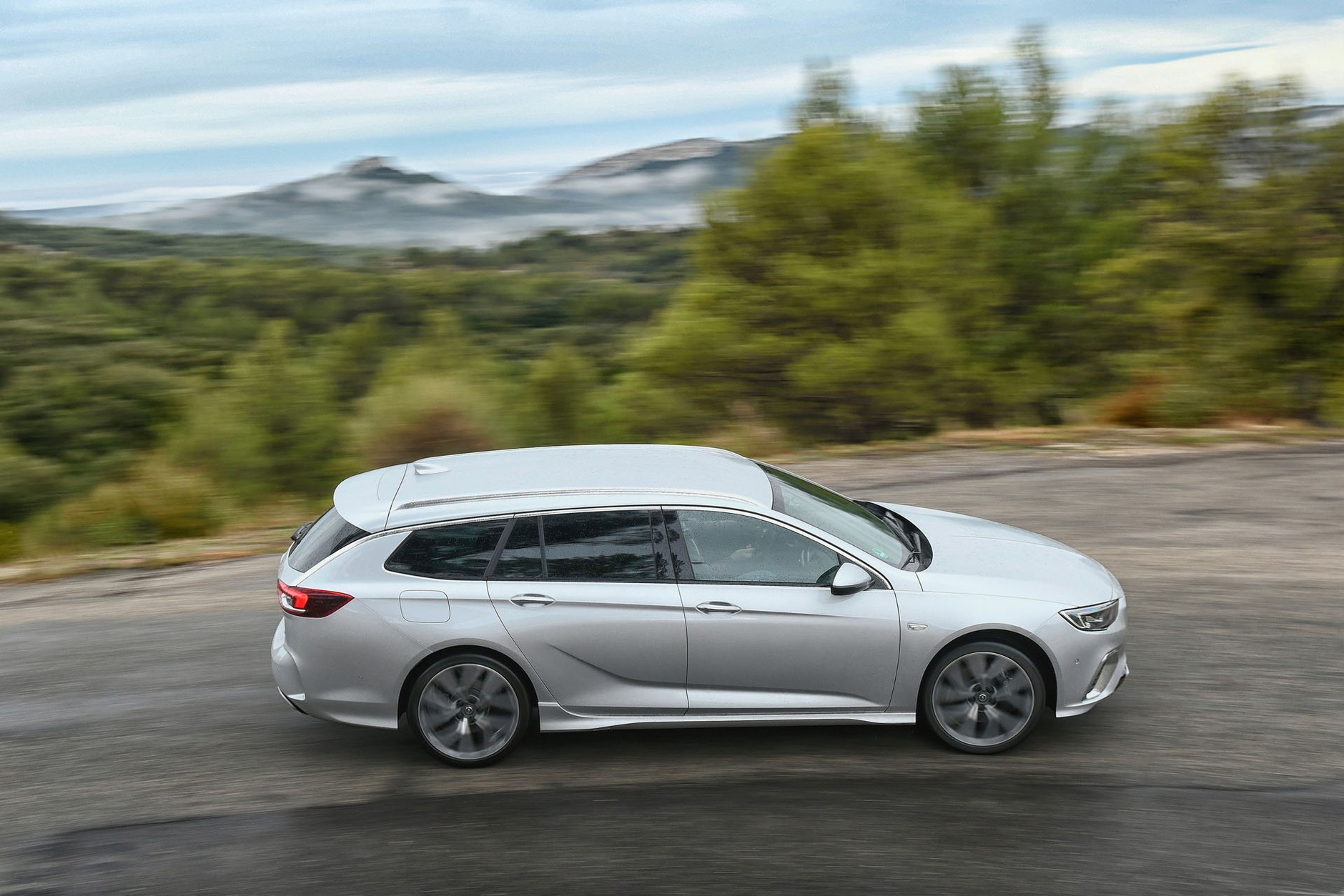 Opel Insignia GSi - szybka i zwinniejsza