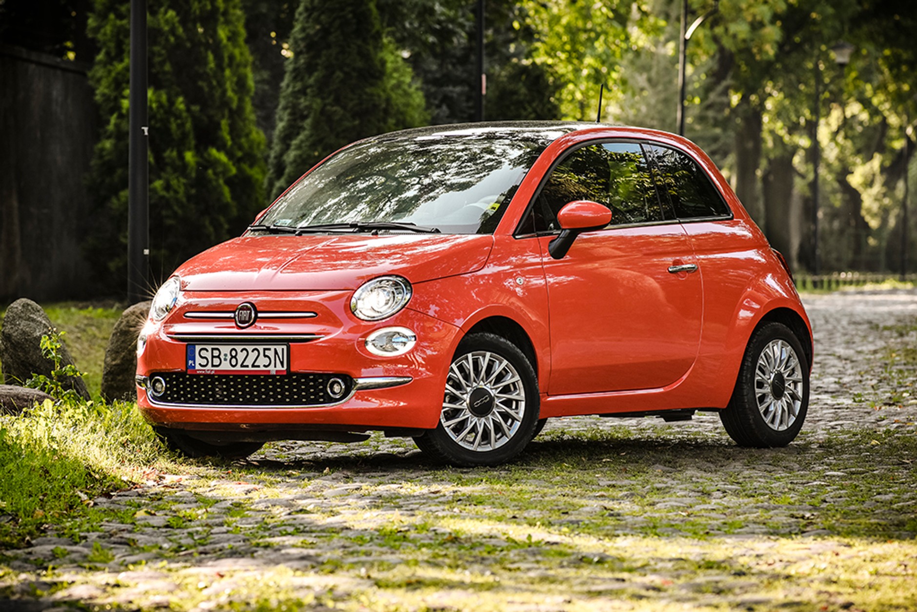 8. Fiat 500 1.0 70 KM Hybrid Cult – od 53 500 zł (rocznik 2021)