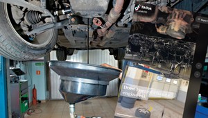 Przejechał 60 tys. km bez wymiany oleju, aż zapalił się "check engine"