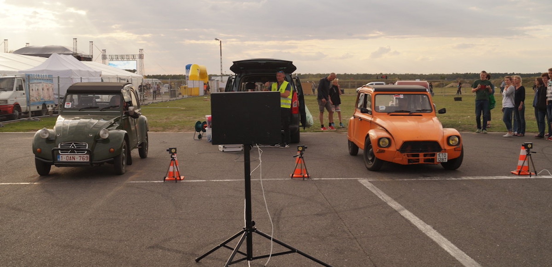 21. Światowy Zlot Miłośników Citroëna 2CV w Toruniu