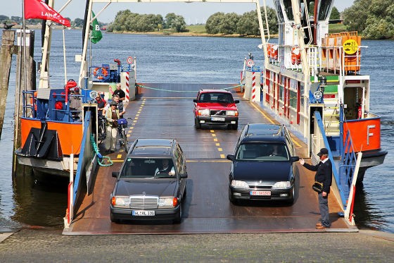 Mercedes W124,Opel Omega i Volvo 240: kombi marzeń sprzed lat!