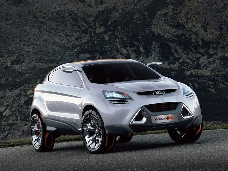Paryż na żywo: Ford Iosis X