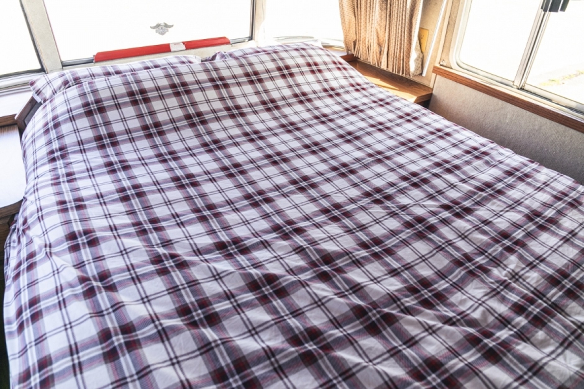 Airstream 350LE do kupienia na aukcji