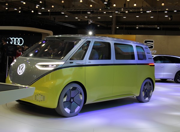 Volkswagen I.D. Buzz zapowiedzią elektrycznej ofensywy